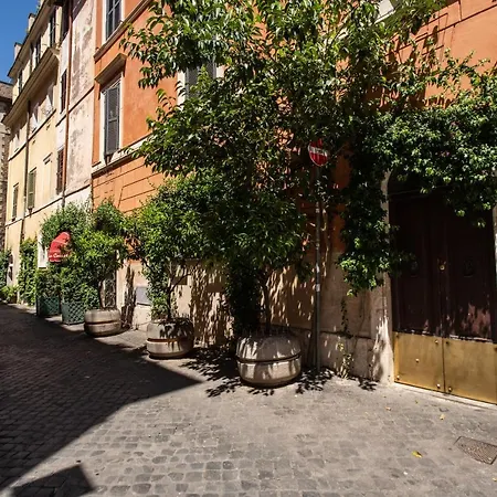 San Calisto Apartment Rome