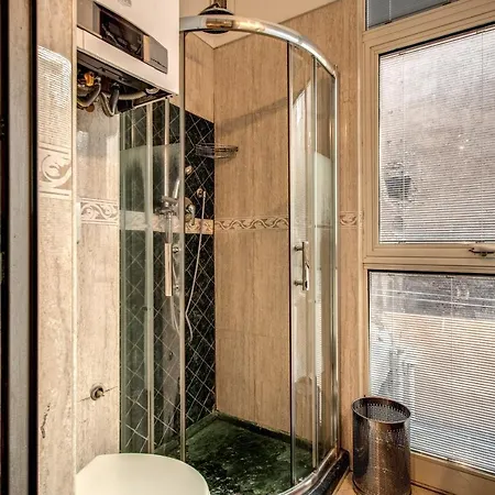 Apartment San Calisto Rome